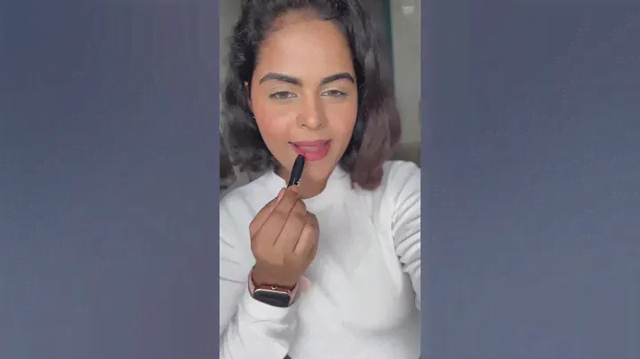 Swatching Plum Twist & Go Lipsticks | Plum Goodness | YouTube Shorts | Shorts #Makeup #Lipsticks